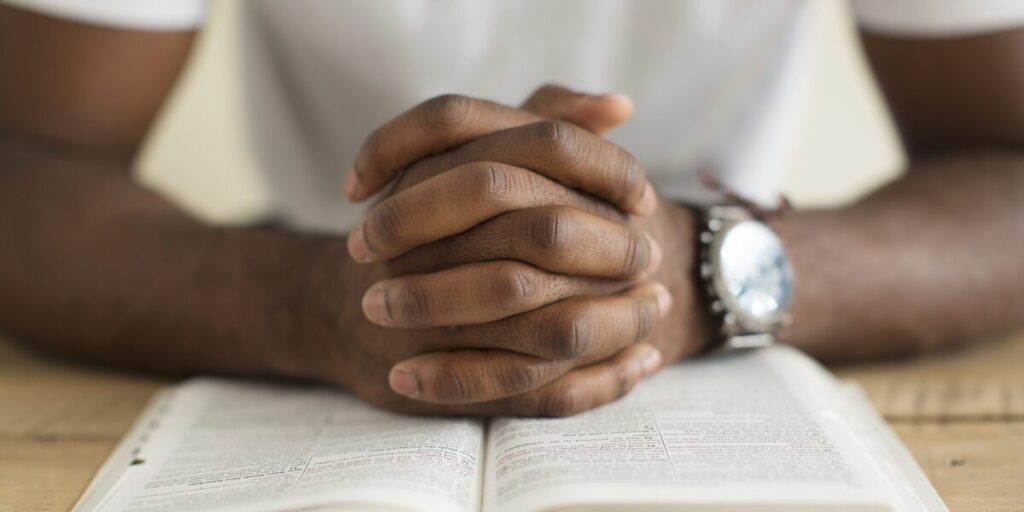 How to Read the Bible as a Beginner: Read the Bible with Prayer
